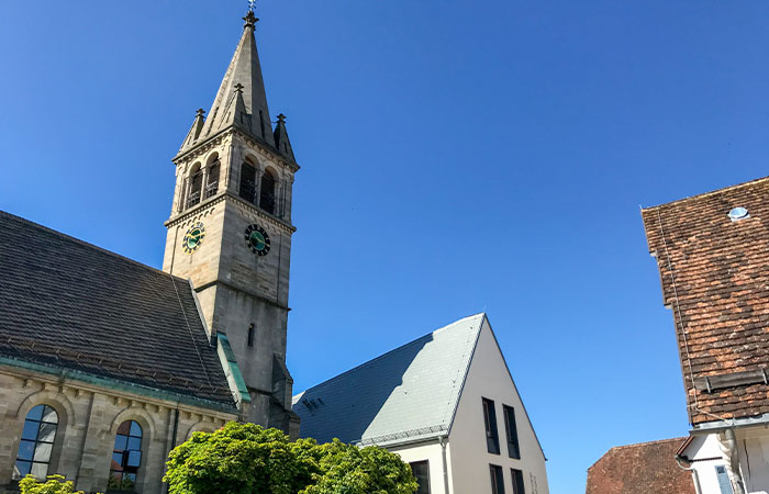 Kirche in Stuttgart Degerloch, unserem Standort als Immobilienmakler